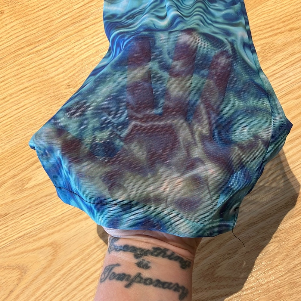 Blue Abstract Pattern Leggings with Unique Design - Picture 9 of 9